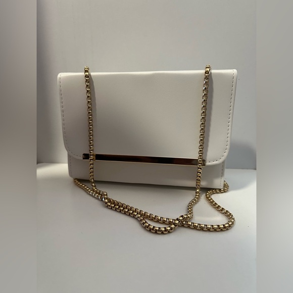 Handbags - White and Gold Clutch with Chain Strap